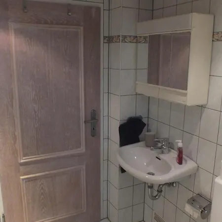 Gemuetliches Nest Im Basement Séjour chez l'habitant Weilbourg