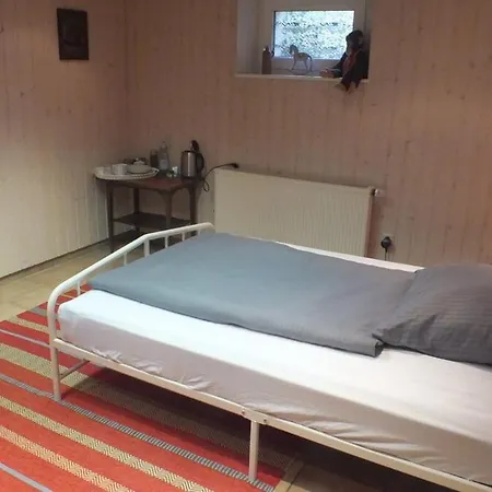 Gemuetliches Nest Im Basement Quarto em Acomodações Particulares Weilburg